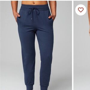 The one Jogger💕💕💕Fabletics pants. The perfect comfortable pants.